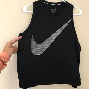 Nike Crop Top